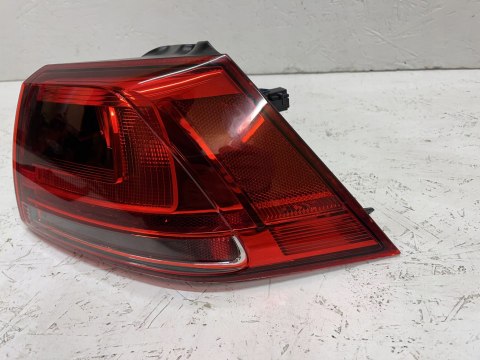 VW GOLF VII 5G0 LAMPA PRAWA TYŁ TYLNA W BŁOTNIK 5G0945096N ORG FV WYS 24H VW GOLF VII 5G0 LAMPA PRAWA TYŁ TYLNA W BŁOTNIK 5G0945096N ORG FV WYS 24H