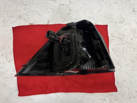 VW GOLF VII 5G0 LAMPA PRAWA TYŁ TYLNA W BŁOTNIK 5G0945096N ORG FV WYS 24H VW GOLF VII 5G0 LAMPA PRAWA TYŁ TYLNA W BŁOTNIK 5G0945096N ORG FV WYS 24H