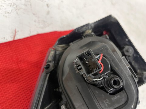 VW GOLF VII 5G0 LAMPA PRAWA TYŁ TYLNA W BŁOTNIK 5G0945096N ORG FV WYS 24H VW GOLF VII 5G0 LAMPA PRAWA TYŁ TYLNA W BŁOTNIK 5G0945096N ORG FV WYS 24H