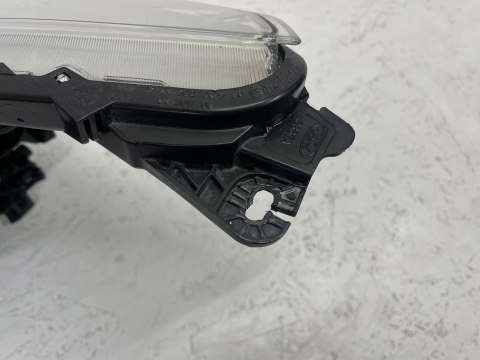 FORD KUGA MK2 REFLEKTOR PRAWY CV44-13W029-AE ORG WYS 24H FV FORD KUGA MK2 REFLEKTOR PRAWY CV44-13W029-AE ORG WYS 24H FV