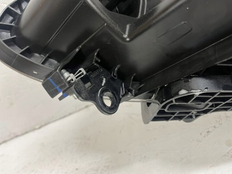 NISSAN E NV E-NV NV200 REFLEKTOR PRAWY 26010-4FA0A ORG WYS 24H FV NISSAN E NV E-NV NV200 REFLEKTOR PRAWY 26010-4FA0A ORG WYS 24H FV