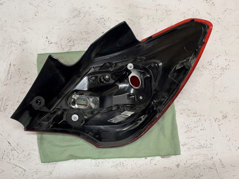 OPEL CORSA E 5D LAMPA TYLNA LEWA 39068622 ORG FV WYS 24H OPEL CORSA E 5D LAMPA TYLNA LEWA 39068622 ORG FV WYS 24H