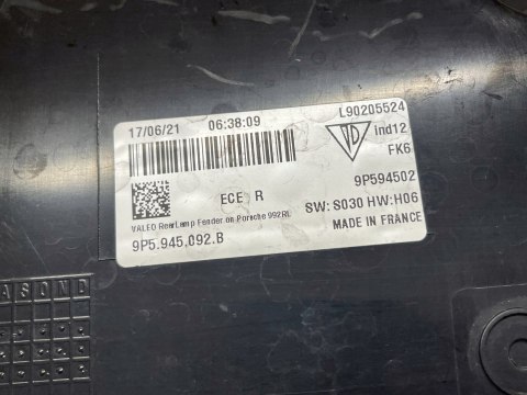 PORSCHE 911 992 19- LED LAMPA PRAWA 9P5945092B ORG FV WYS 24H PORSCHE 911 992 19- LED LAMPA PRAWA 9P5945092B ORG FV WYS 24H