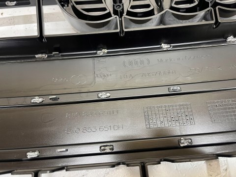 AUDI A4 B9 8W LIFT 18- ATRAPA GRILL 8W0853651DF 8W0853651DH ORG FV WYS 24H AUDI A4 B9 8W LIFT 18- ATRAPA GRILL 8W0853651DF 8W0853651DH ORG FV WYS 24H