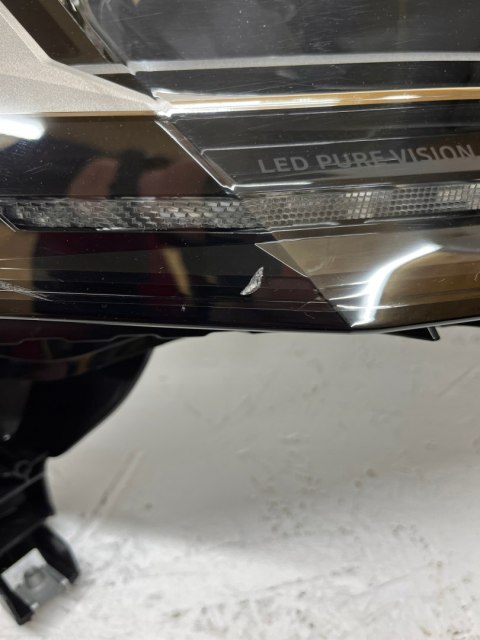 RENAULT SYMBIOZ LED PURE VISION REFLEKTOR LAMPA 260107674R VAT WYS 24H RENAULT SYMBIOZ LED PURE VISION REFLEKTOR LAMPA 260107674R VAT WYS 24H
