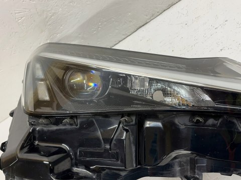 LEXUS UX FULL LED REFLEKTOR PRAWY ORG FV WYS 24H LEXUS UX FULL LED REFLEKTOR PRAWY ORG FV WYS 24H