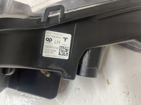 TESLA MODEL Y LEWY HALOGEN LED DRL 1507932-00-C ORG FV WYS 24H TESLA MODEL Y LEWY HALOGEN LED DRL 1507932-00-C ORG FV WYS 24H