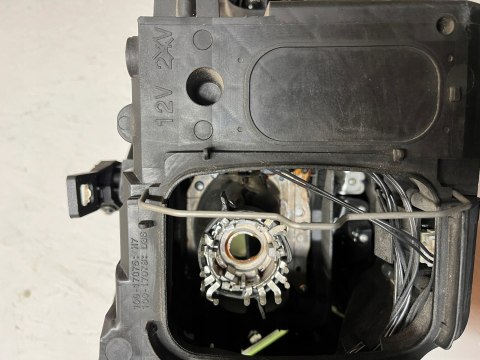 AUDI Q5 8R0 REFLEKTOR LEWY XENON NIE SKRĘTNY LED ORG FV WYS 24H AUDI Q5 8R0 REFLEKTOR LEWY XENON NIE SKRĘTNY LED ORG FV WYS 24H