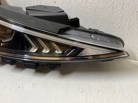 HYUNDAI ELANTRA VI LIFT 2018- LED 92102-F2 ORG FV WYS 24H HYUNDAI ELANTRA VI LIFT 2018- LED 92102-F2 ORG FV WYS 24H