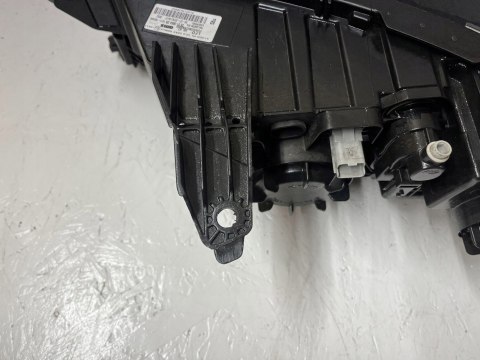 RENAULT TALISMAN REFLEKTOR PRAWY SOCZEWKA 260108543R ORG FV WYS 24H RENAULT TALISMAN REFLEKTOR PRAWY SOCZEWKA 260108543R ORG FV WYS 24H