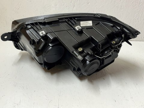 VW T6 7E1 REFLEKTOR PRAWY 7E1941006A ORG FV WYS 24H VW T6 7E1 REFLEKTOR PRAWY 7E1941006A ORG FV WYS 24H