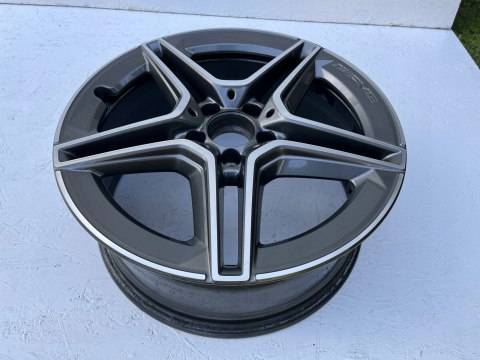 FELGA MERCEDES C W205 AMG 7,5JX18 ET44 5X112 A2054019500 ORG WYS 24H FV FELGA MERCEDES C W205 AMG 7,5JX18 ET44 5X112 A2054019500 ORG WYS 24H FV