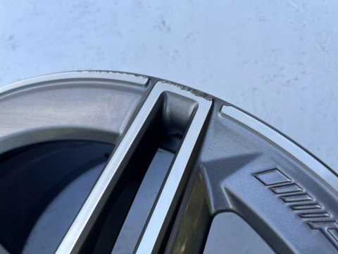 FELGA MERCEDES C W205 AMG 7,5JX18 ET44 5X112 A2054019500 ORG WYS 24H FV FELGA MERCEDES C W205 AMG 7,5JX18 ET44 5X112 A2054019500 ORG WYS 24H FV