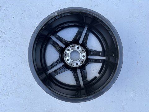 FELGA MERCEDES C W205 AMG 7,5JX18 ET44 5X112 A2054019500 ORG WYS 24H FV FELGA MERCEDES C W205 AMG 7,5JX18 ET44 5X112 A2054019500 ORG WYS 24H FV