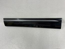 AUDI Q8 4M8 LISTWA DRZWI PRAWA PRZÓD 4M8853960D