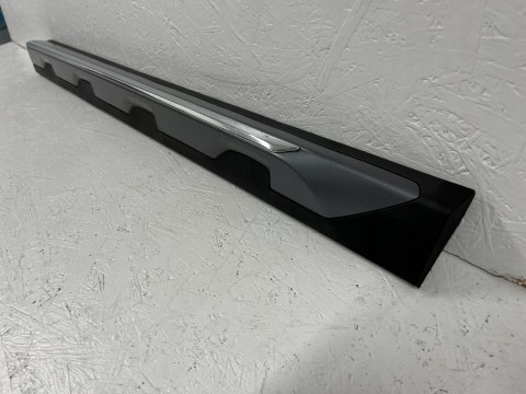 BMW X3 G01 X-LINE LISTWA DRZWI PRAWY PRZÓD 5113773828-10 BMW X3 G01 X-LINE LISTWA DRZWI PRAWY PRZÓD 5113773828-10