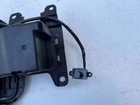 HYUNDAI KONA LIFT EV 2020- GNIAZDO KLAPKA ŁADOWANIA 86340-K4AA0 NOWE ORG HYUNDAI KONA LIFT EV 2020- GNIAZDO KLAPKA ŁADOWANIA 86340-K4AA0 NOWE ORG