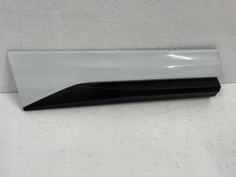 SKODA KAROQ LISTWA DRZWI PRAWY TYŁ 57A854950A FV WYS 24H SKODA KAROQ LISTWA DRZWI PRAWY TYŁ 57A854950A FV WYS 24H