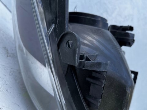 TOYOTA YARIS III LIFT REFLEKTOR LEWY ORG WYS 24h TOYOTA YARIS III LIFT REFLEKTOR LEWY ORG WYS 24h