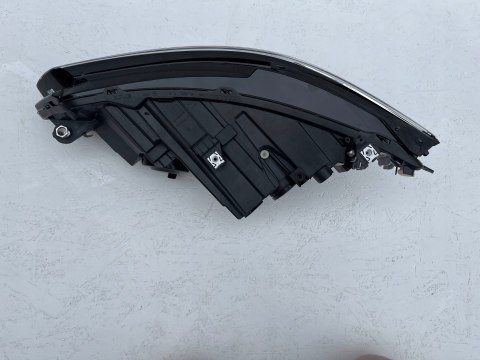 VW GOLF VIII 8 5H 5H1941006C REFLEKTOR PRAWY LED KOMPLETNA FV WYS 24H VW GOLF VIII 8 5H 5H1941006C REFLEKTOR PRAWY LED KOMPLETNA FV WYS 24H