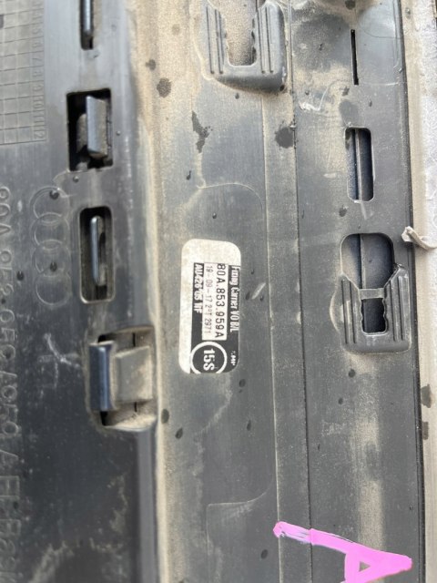 AUDI Q5 80A 80A853959A LISTWA DRZWI LEWY PRZÓD ŁADNA ORG FV WYS 24H AUDI Q5 80A 80A853959A LISTWA DRZWI LEWY PRZÓD ŁADNA ORG FV WYS 24H