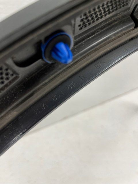 LISTWA BŁOTNIKA TYLNA PRAWA AUDI Q3 RS Q3 83A 83A853818B S-LINE FV ORG LISTWA BŁOTNIKA TYLNA PRAWA AUDI Q3 RS Q3 83A 83A853818B S-LINE FV ORG