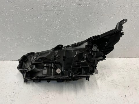 LEXUS NX LIFT 2018 - REFLEKTOR PRAWY ZWYKŁY ORG LEXUS NX LIFT 2018 - REFLEKTOR PRAWY ZWYKŁY ORG
