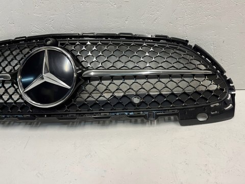 MERCEDES C KLASA W206 AMG ATRAPA GRILL A2068882100 ORG MERCEDES C KLASA W206 AMG ATRAPA GRILL A2068882100 ORG