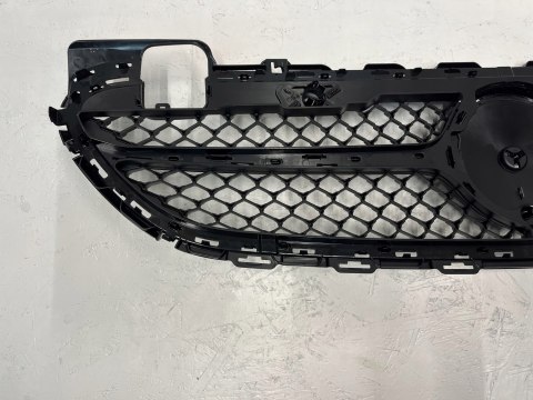MERCEDES C KLASA W206 AMG ATRAPA GRILL A2068882100 ORG MERCEDES C KLASA W206 AMG ATRAPA GRILL A2068882100 ORG