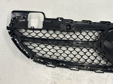 MERCEDES C KLASA W206 AMG ATRAPA GRILL A2068882100 ORG MERCEDES C KLASA W206 AMG ATRAPA GRILL A2068882100 ORG