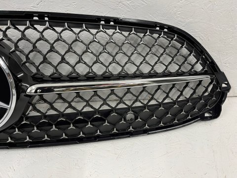 MERCEDES CLE W236 A2368880800 A2368883200 Grill Atrapa Chłodnicy MERCEDES CLE W236 A2368880800 A2368883200 Grill Atrapa Chłodnicy