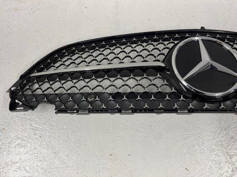 MERCEDES CLE W236 A2368880800 A2368883200 Grill Atrapa Chłodnicy MERCEDES CLE W236 A2368880800 A2368883200 Grill Atrapa Chłodnicy