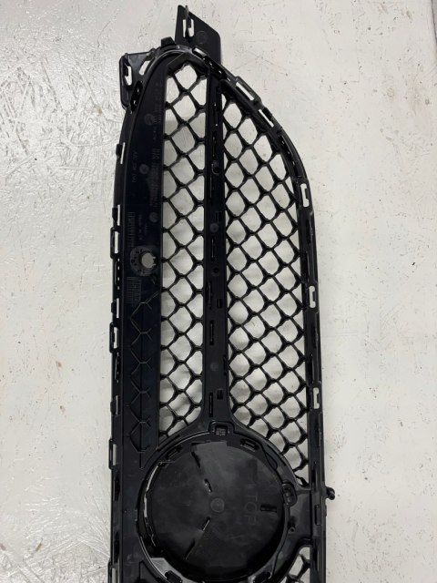 MERCEDES CLE W236 A2368880800 A2368883200 Grill Atrapa Chłodnicy MERCEDES CLE W236 A2368880800 A2368883200 Grill Atrapa Chłodnicy