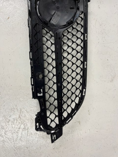 MERCEDES CLE W236 A2368880800 A2368883200 Grill Atrapa Chłodnicy MERCEDES CLE W236 A2368880800 A2368883200 Grill Atrapa Chłodnicy