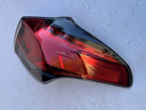 TOYOTA RAV4 IV 4 LIFT LAMPA PRAWA LED ORG TOYOTA RAV4 IV 4 LIFT LAMPA PRAWA LED ORG