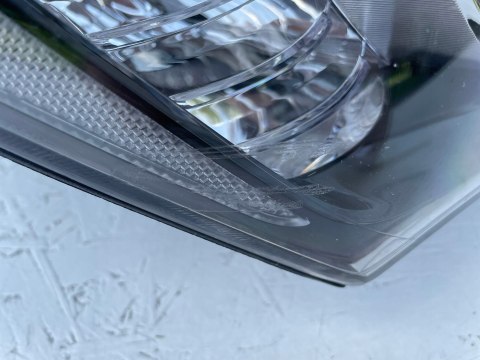 HYUNDAI SANTA FE III XENON REFLEKTOR PRAWY 10 PIN HYUNDAI SANTA FE III XENON REFLEKTOR PRAWY 10 PIN