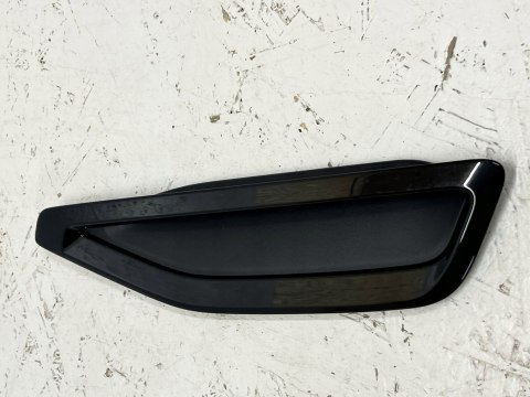 BMW X5 G05 wlot powierza błotnika kratka ozdobna lewy ORG FV WYS 7418177 BMW X5 G05 wlot powierza błotnika kratka ozdobna lewy ORG FV WYS 7418177