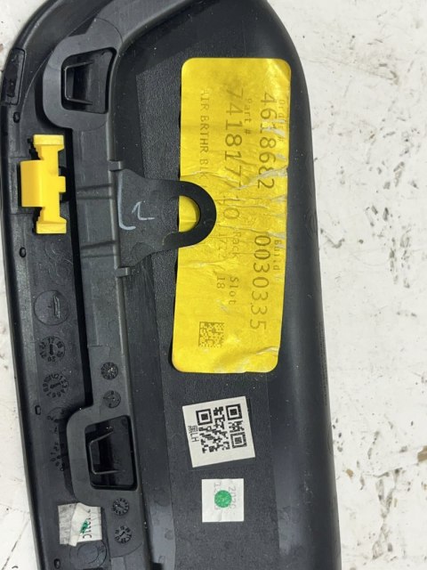 BMW X5 G05 wlot powierza błotnika kratka ozdobna lewy ORG FV WYS 7418177 BMW X5 G05 wlot powierza błotnika kratka ozdobna lewy ORG FV WYS 7418177