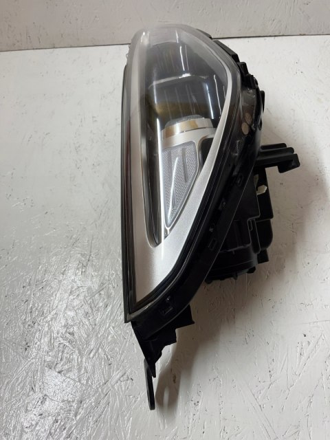 HYUNDAI I30 III 2017 LAMPA PRZEDNIA PRAWA 92102-G4020 FV WYS 24H HYUNDAI I30 III 2017 LAMPA PRZEDNIA PRAWA 92102-G4020 FV WYS 24H