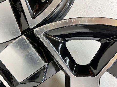 HYUNDAI KONA KOMPLET FELG 7.5Jx19 ET51 52910-HF400 WYS 24H FV ORG HYUNDAI KONA KOMPLET FELG 7.5Jx19 ET51 52910-HF400 WYS 24H FV ORG