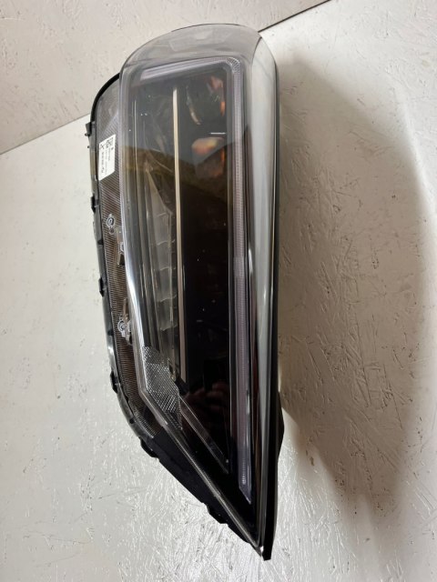 HYUNDAI TUCSON III LIFT 2018 2019 REFLEKTOR PRAWY 92102-D7700 FV WYS 24H HYUNDAI TUCSON III LIFT 2018 2019 REFLEKTOR PRAWY 92102-D7700 FV WYS 24H