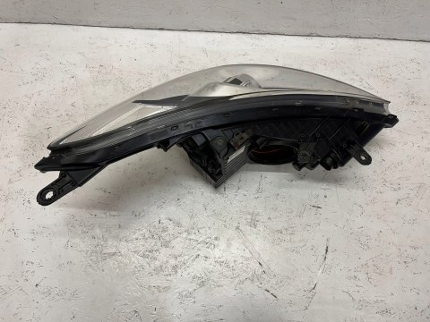 HYUNDAI I30 12-17 13 PIN 92101-A6060 REFLEKTOR Z DOSWIETLENIEM ORG WYS FV HYUNDAI I30 12-17 13 PIN 92101-A6060 REFLEKTOR Z DOSWIETLENIEM ORG WYS FV