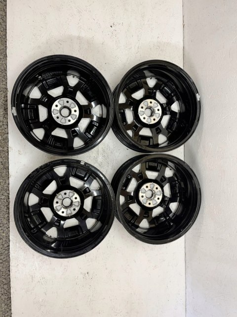 HYUNDAI KONA KOMPLET FELG 7.5Jx19 ET51 52910-HF400 WYS 24H FV ORG HYUNDAI KONA KOMPLET FELG 7.5Jx19 ET51 52910-HF400 WYS 24H FV ORG