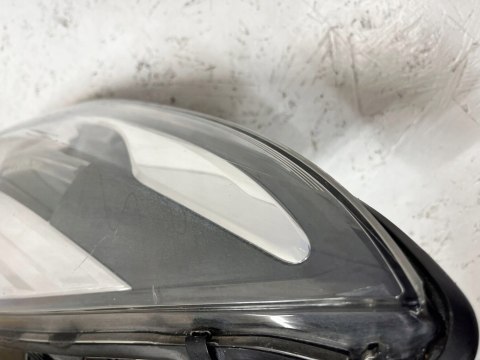 RENAULT MEGANE III LIFT REFLEKTOR PRAWY SOCZEWKA 260100923R ORG WYS FV RENAULT MEGANE III LIFT REFLEKTOR PRAWY SOCZEWKA 260100923R ORG WYS FV