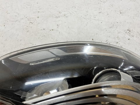 RENAULT MEGANE III LIFT REFLEKTOR PRAWY SOCZEWKA 260100923R ORG WYS FV RENAULT MEGANE III LIFT REFLEKTOR PRAWY SOCZEWKA 260100923R ORG WYS FV