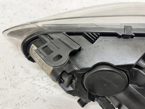 RENAULT MEGANE III LIFT REFLEKTOR PRAWY SOCZEWKA 260100923R ORG WYS FV RENAULT MEGANE III LIFT REFLEKTOR PRAWY SOCZEWKA 260100923R ORG WYS FV