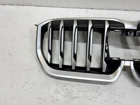 BMW X1 U11 ATRAPA GRILL 9880301 ORG WYS 24H FV BMW X1 U11 ATRAPA GRILL 9880301 ORG WYS 24H FV
