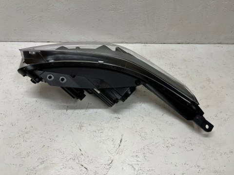 KIA X CEED XCEED LIFT PRAWY REFLEKTOR 92102-J7850 J7921-61560 ORG WYS 24H KIA X CEED XCEED LIFT PRAWY REFLEKTOR 92102-J7850 J7921-61560 ORG WYS 24H