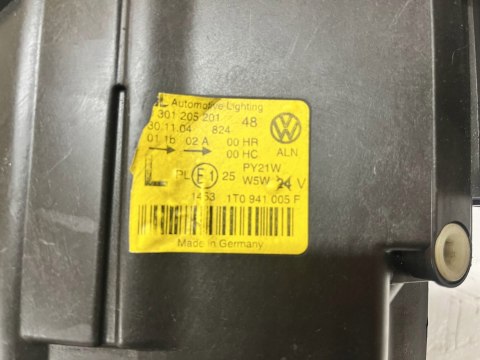VW TOURAN CADDY REFLEKTOR LEWY 1T0941005F ORG FV WYS 24H VW TOURAN CADDY REFLEKTOR LEWY 1T0941005F ORG FV WYS 24H
