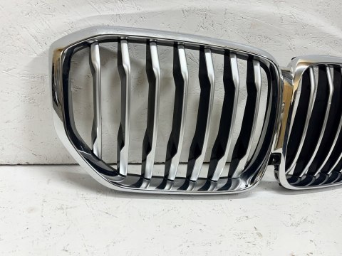 BMW X5 G05 18-23 NERKI ATRAPA GRILL 7454888 ORG FV WYS 24H BMW X5 G05 18-23 NERKI ATRAPA GRILL 7454888 ORG FV WYS 24H